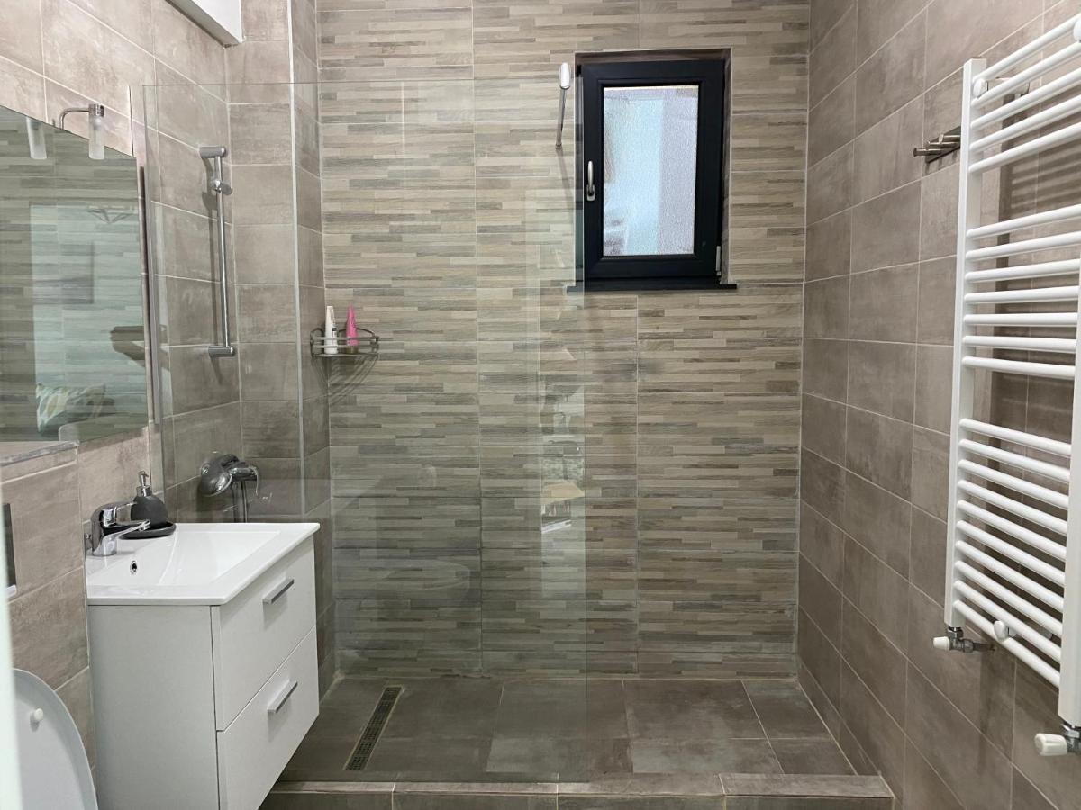 Ela'S Apartment Нэводари Экстерьер фото
